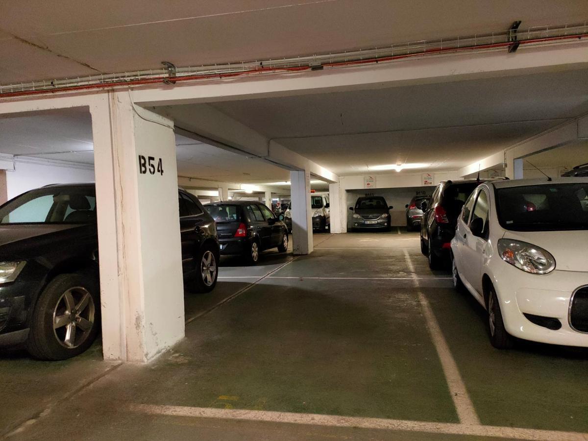 ルマンLe Myanmar - Hyper Centre - Parking - 4Pアパートメント エクステリア 写真